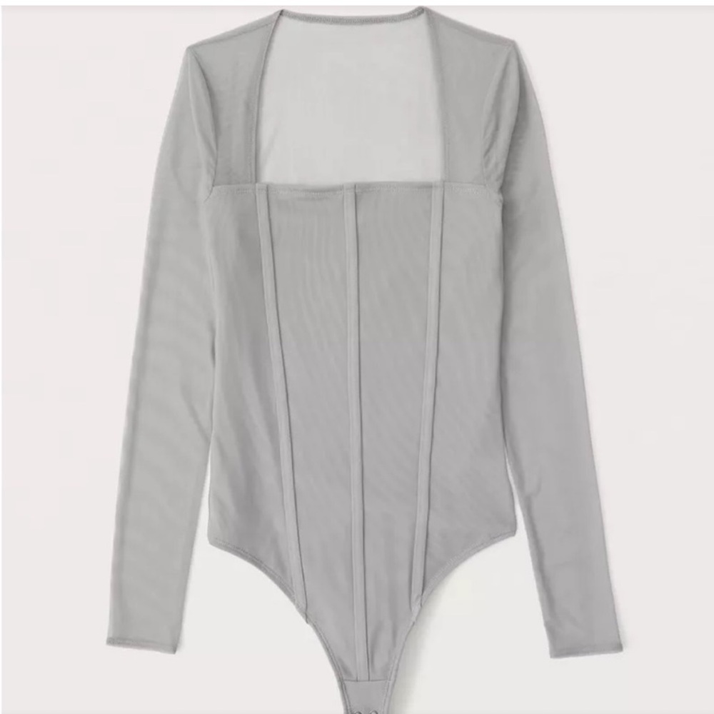 NWT Abercrombie & Fitch Gray Long Sleeve Bodysuit L